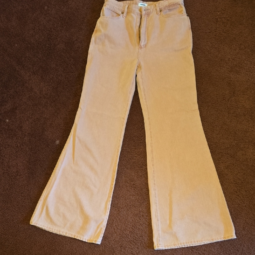 Women's Wrangler Pale Pink Flared Jeans 30x34